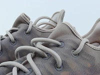 Paar sneakers, maat 47 1/3 adidas, yeezy boost 350 v2 gw2871 - afbeelding 6 van  11