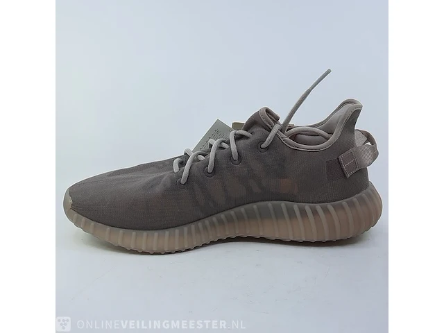 Paar sneakers, maat 47 1/3 adidas, yeezy boost 350 v2 gw2871 - afbeelding 7 van  11