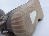 Paar sneakers, maat 47 1/3 adidas, yeezy boost 350 v2 gw2871 - afbeelding 11 van  11