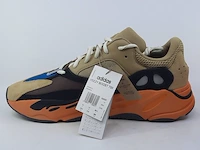 Paar sneakers, maat 48 2/3 adidas, yeezy boost 700 - afbeelding 4 van  9
