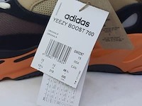 Paar sneakers, maat 48 2/3 adidas, yeezy boost 700 - afbeelding 5 van  9