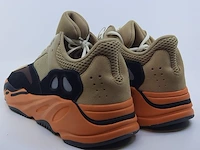 Paar sneakers, maat 48 2/3 adidas, yeezy boost 700 - afbeelding 6 van  9