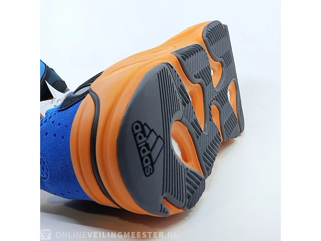 Paar sneakers, maat 48 adidas, yeezy boost 700 - gz0541 - afbeelding 2 van  11