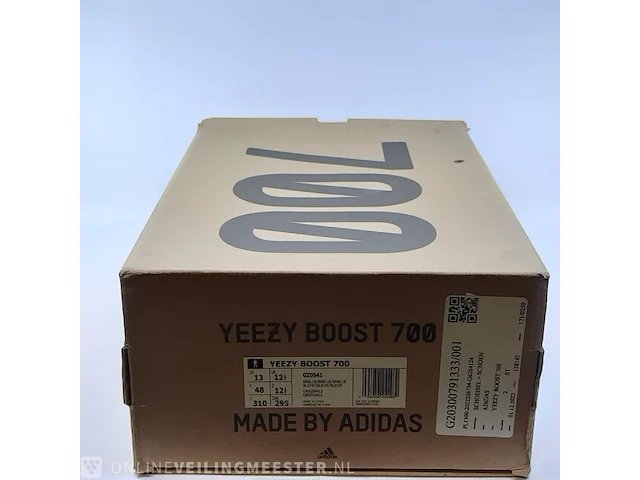 Paar sneakers, maat 48 adidas, yeezy boost 700 - gz0541 - afbeelding 3 van  11
