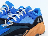 Paar sneakers, maat 48 adidas, yeezy boost 700 - gz0541 - afbeelding 5 van  11