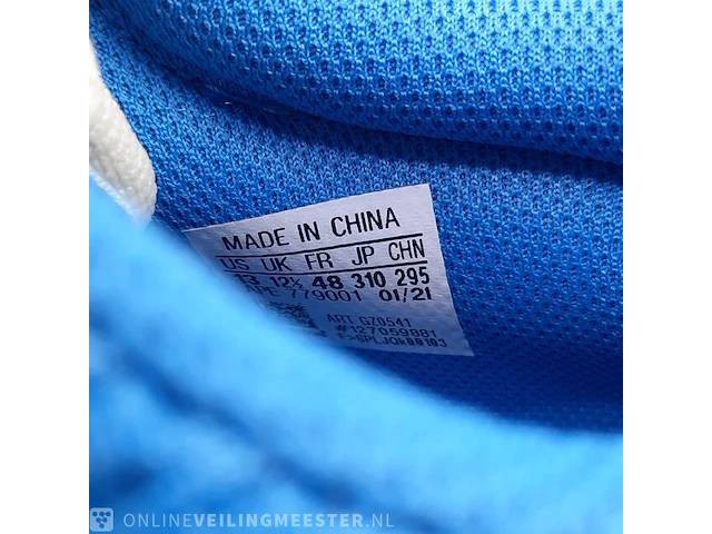 Paar sneakers, maat 48 adidas, yeezy boost 700 - gz0541 - afbeelding 8 van  11
