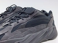 Paar sneakers, maat 48 adidas, yeezy boost 700 v2 fu6684 - afbeelding 4 van  10