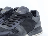 Paar sneakers, maat 6 louis vuitton, go 0241 - afbeelding 3 van  9