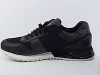 Paar sneakers, maat 6 louis vuitton, go 0241 - afbeelding 5 van  9