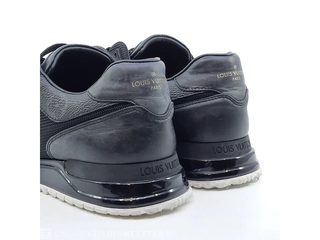 Paar sneakers, maat 6 louis vuitton, go 0241 - afbeelding 6 van  9