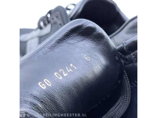 Paar sneakers, maat 6 louis vuitton, go 0241 - afbeelding 7 van  9