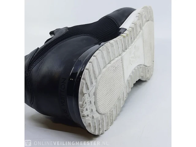 Paar sneakers, maat 6 louis vuitton, go 0241 - afbeelding 9 van  9