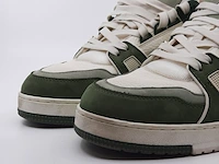 Paar sneakers, maat 7 1/2, louis vuitton, ld 02 53 - afbeelding 4 van  11