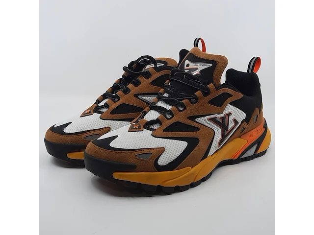 Paar sneakers, maat 7 1/2, louis vuitton, vl 1221 - afbeelding 1 van  11