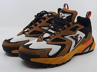 Paar sneakers, maat 7 1/2, louis vuitton, vl 1221