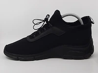 Paar sneakers, maat 7, prada - afbeelding 6 van  10