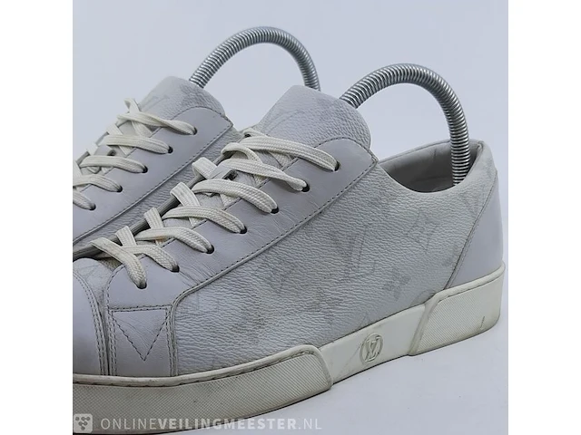 Paar sneakers, maat 9 louis vuitton, ms1107 - afbeelding 4 van  10