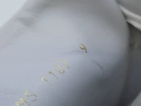 Paar sneakers, maat 9 louis vuitton, ms1107 - afbeelding 10 van  10