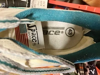 Paar sneakers mt 43 - afbeelding 8 van  11