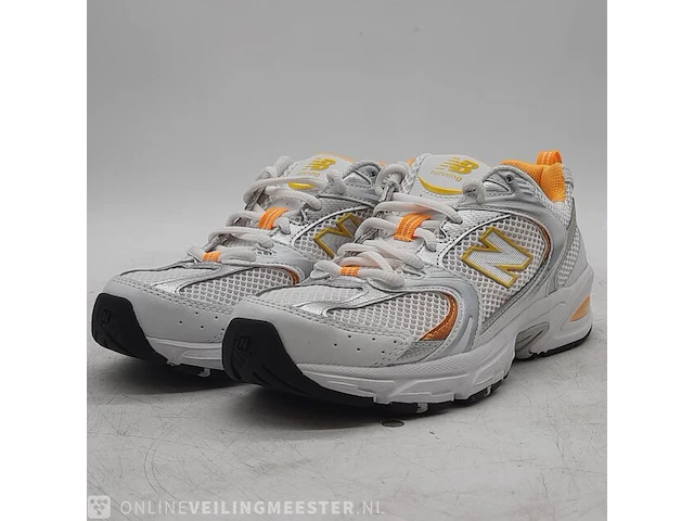 Paar sportschoenen, maat 37 new balance, mr530put - afbeelding 1 van  9
