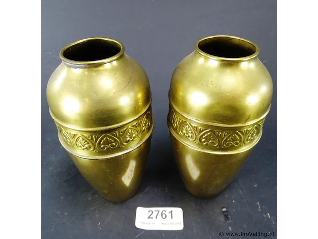 Paar urnvormige kastvazen - afbeelding 3 van  5
