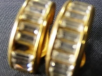 Paar vergulde oorsieraden met steentjes - afbeelding 2 van  3