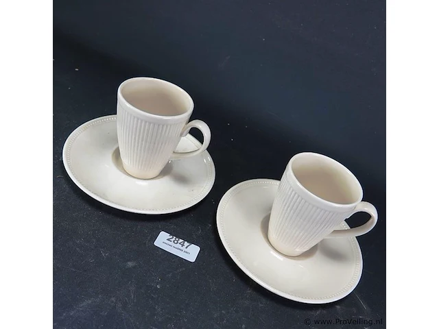 Paar wedgwood kop en schotels - afbeelding 2 van  5