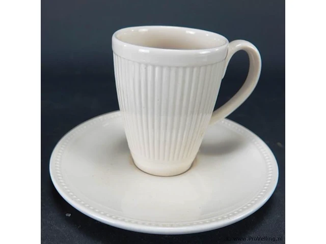 Paar wedgwood kop en schotels - afbeelding 4 van  5