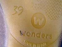 Paar wonderen damesschoenen - afbeelding 4 van  5
