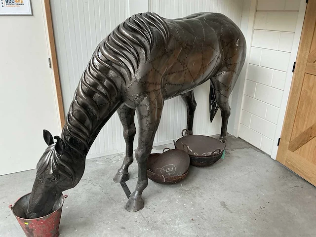 Paard grazend decoratie (c) - afbeelding 1 van  6
