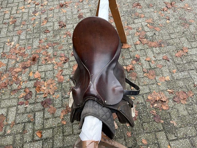 Paarden zadel - afbeelding 1 van  3