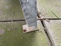 Paardenbox deur poort - afbeelding 4 van  7