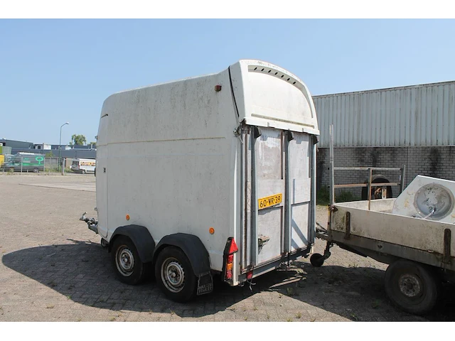 Paardentrailer westfalia 120882f met kenteken 60-wr-39. bouwjaar 1987. - afbeelding 3 van  4