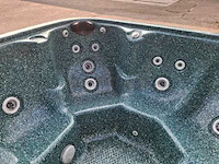 Pacific 6 persoons amerikaans jacuzzi en buitenspa - afbeelding 16 van  20