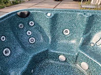 Pacific 6 persoons amerikaans jacuzzi en buitenspa - afbeelding 20 van  20
