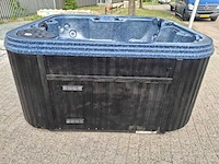 Pacific spa 5 persoons amerikaans jacuzzi en buitenspa - afbeelding 17 van  26