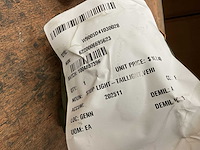 Pacific tail light - afbeelding 3 van  3