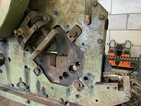 Paddinghouse smstd pons- en knipmachine - afbeelding 8 van  10