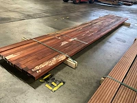 Padouk regels geschaafd 40x60 mm (12x) - afbeelding 3 van  6