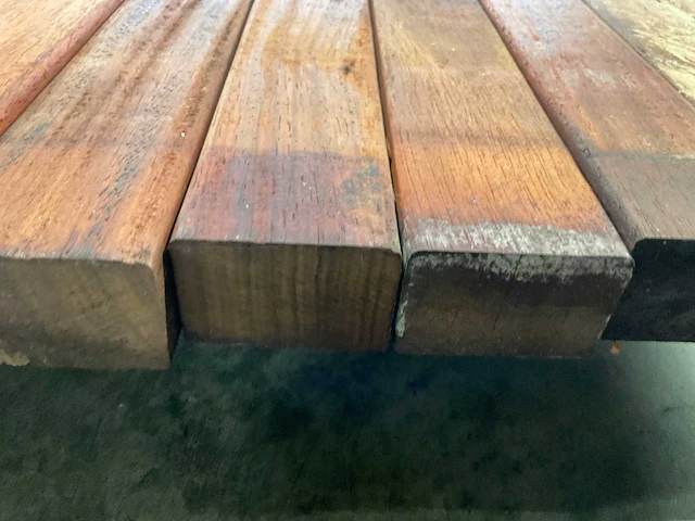 Padouk regels geschaafd 40x60 mm (12x) - afbeelding 6 van  6