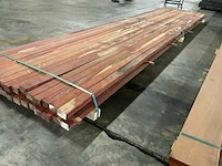 Padouk regels geschaafd 40x60 mm (32x) - afbeelding 3 van  6