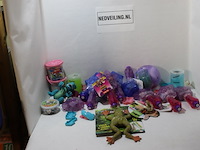 Paertij diversen speelgoed ruim 20 stuks - afbeelding 1 van  7