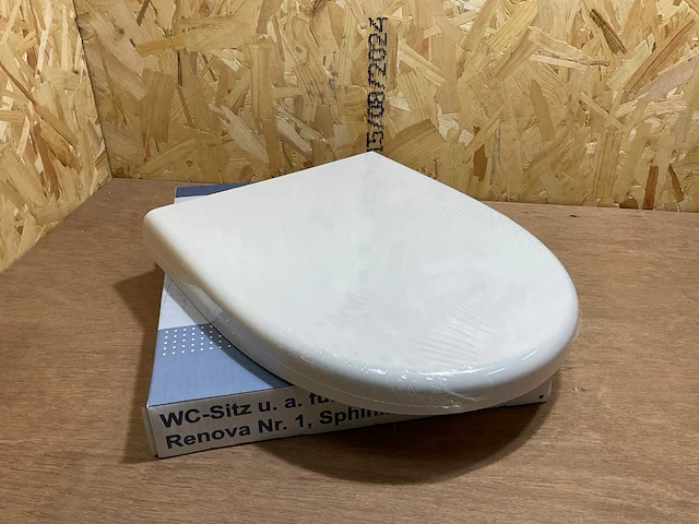 Pagette kadett 300s toiletzitting met deksel (6x) - afbeelding 1 van  13