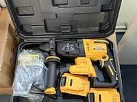 Paint sprayer sanderz, 2x 18v 4ah, geel dwlt lijn, bouwjaar 2025 - afbeelding 1 van  1