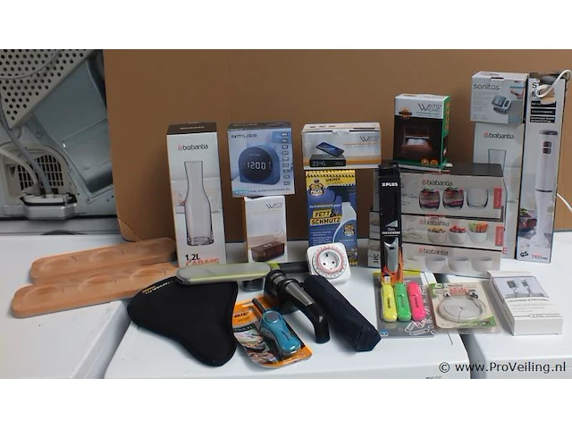Pakket diverse huishoudelijk - afbeelding 1 van  1
