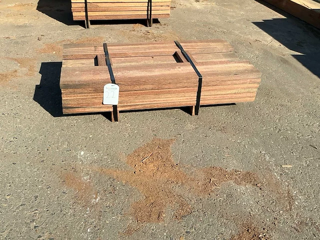 Pakket hardhout planken (azobé) - afbeelding 2 van  4