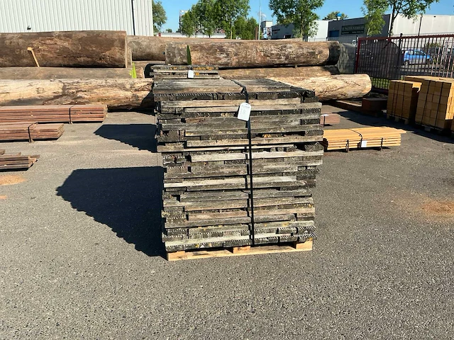 Pakket hardhout vlonderplanken (azobé) - afbeelding 2 van  4