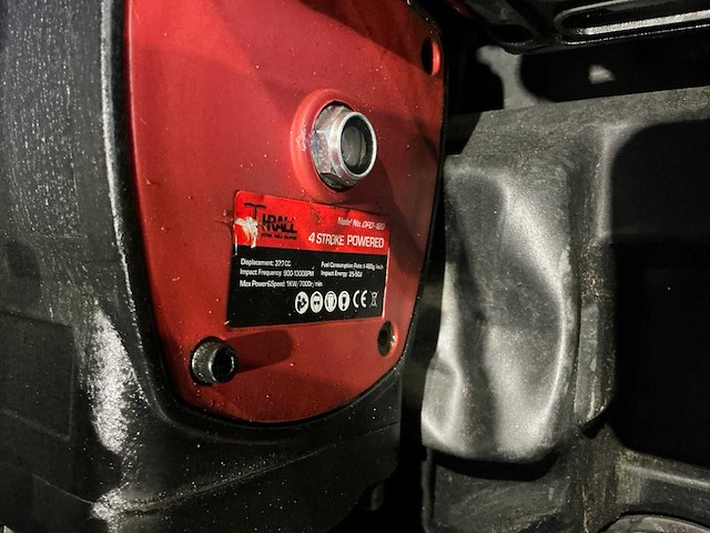 Palenrammer met benzinemotor - afbeelding 7 van  7