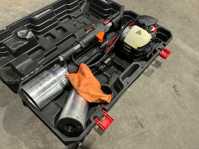 Palenrammer met benzinemotor - afbeelding 5 van  6