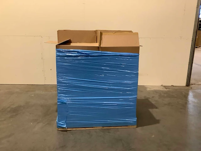 Pallet - amazon overstockgoederen - 1370 items - afbeelding 2 van  6